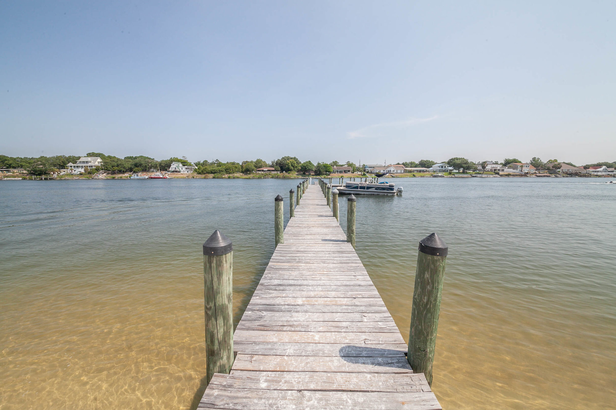 Tie your boat up to the pier at Sailmaker's Place in Perdido Key